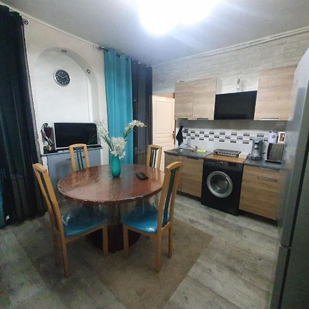 Bel Petit Appartement Charleville-Mézières Exterior foto