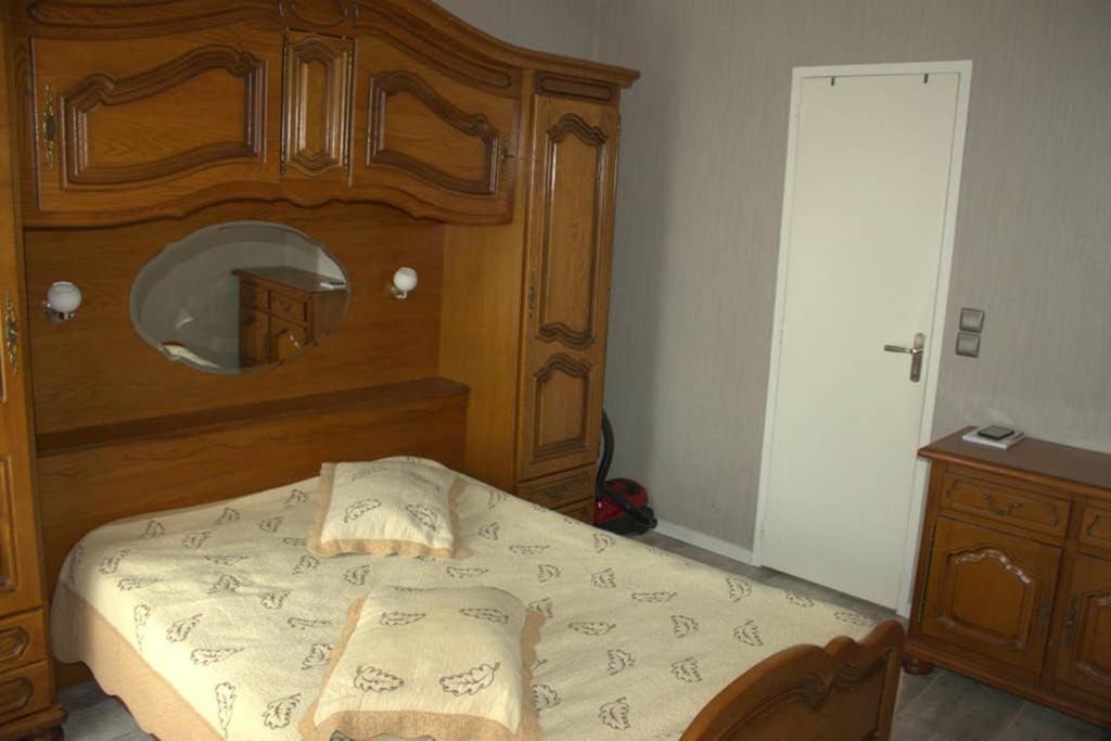 Bel Petit Appartement Charleville-Mézières Exterior foto